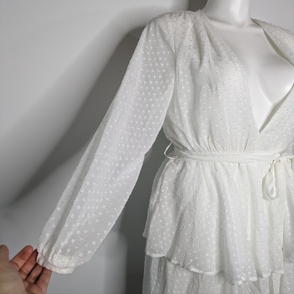 NWT Lioness white legendary lovers plunge v neck tie waist dress XXL - Picture 2 of 14